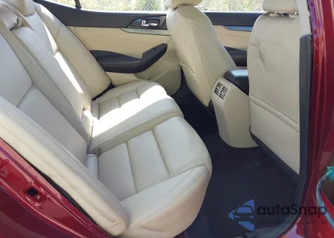 2017 Nissan Maxima 3.5 Sl from USA, damaged, VIN 1N4AA6AP0HC455155